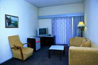 Отель Hotel Ak-Keme Бишкек Люкс с 1 спальней-14